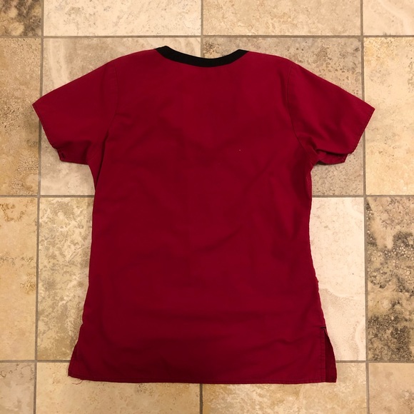 Wonder Flex Womens Scrub Set ( Dark Pink ) - Picture 3 of 5